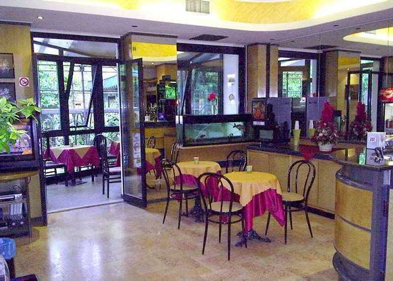 Hotel Adler มิลาน ภายนอก รูปภาพ